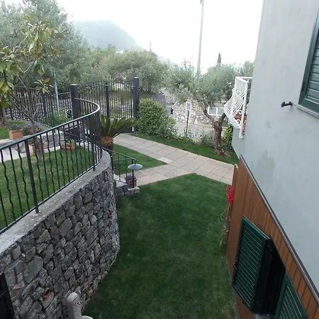 Residenze Maremonti 아파트 마라테아